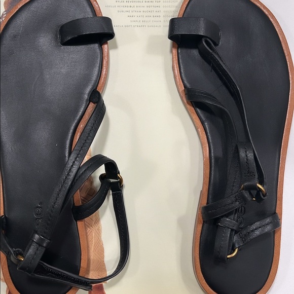 Pre-loved Vince leather black sandals - Picture 2 of 2